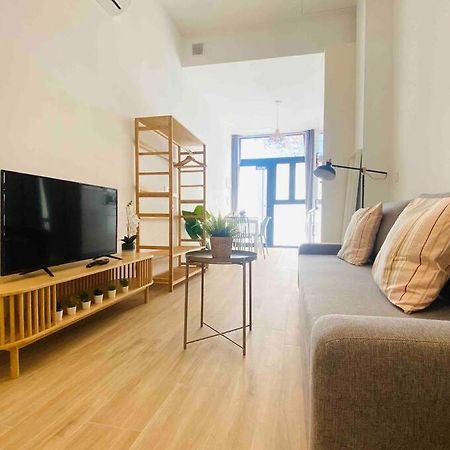 Nice & Cozy Flat Close The Beach Валенсия Экстерьер фото